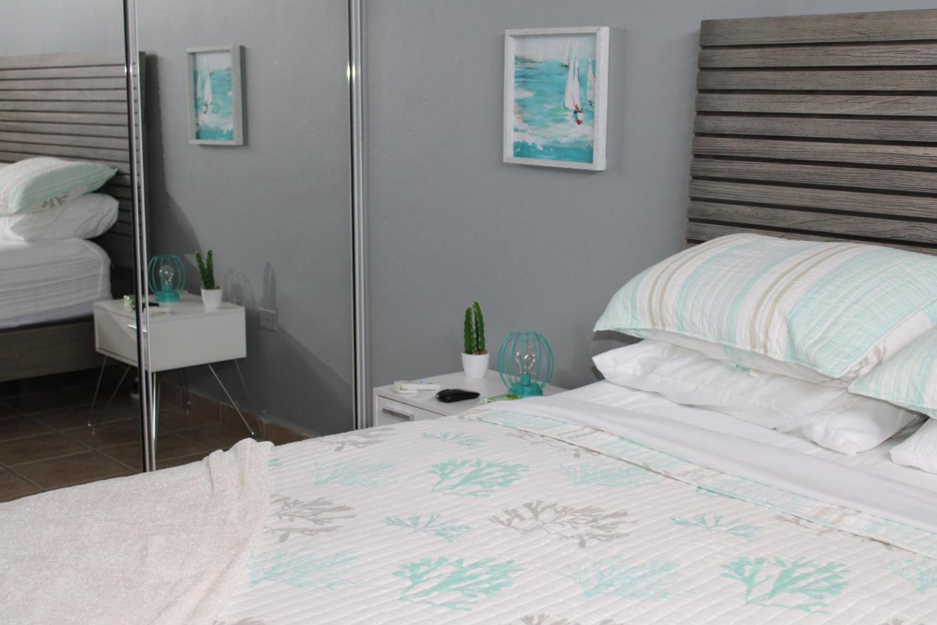 Mar Azul Bay View Apartment Бокерон Экстерьер фото